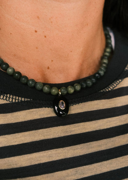 midnight moss necklace