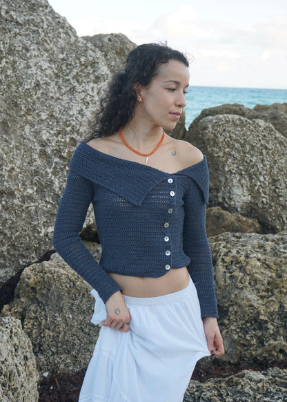 orange mini fish necklace